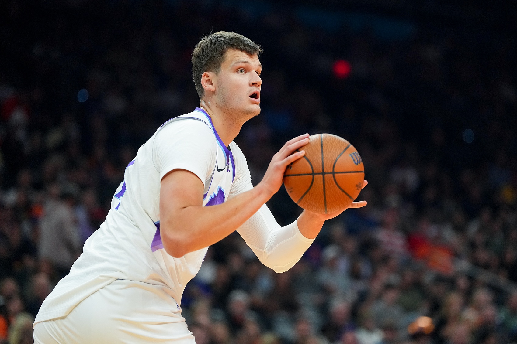 爵士记者：凯斯勒有潜力成为戈贝尔级防守者 撑起NBA前十防守体系