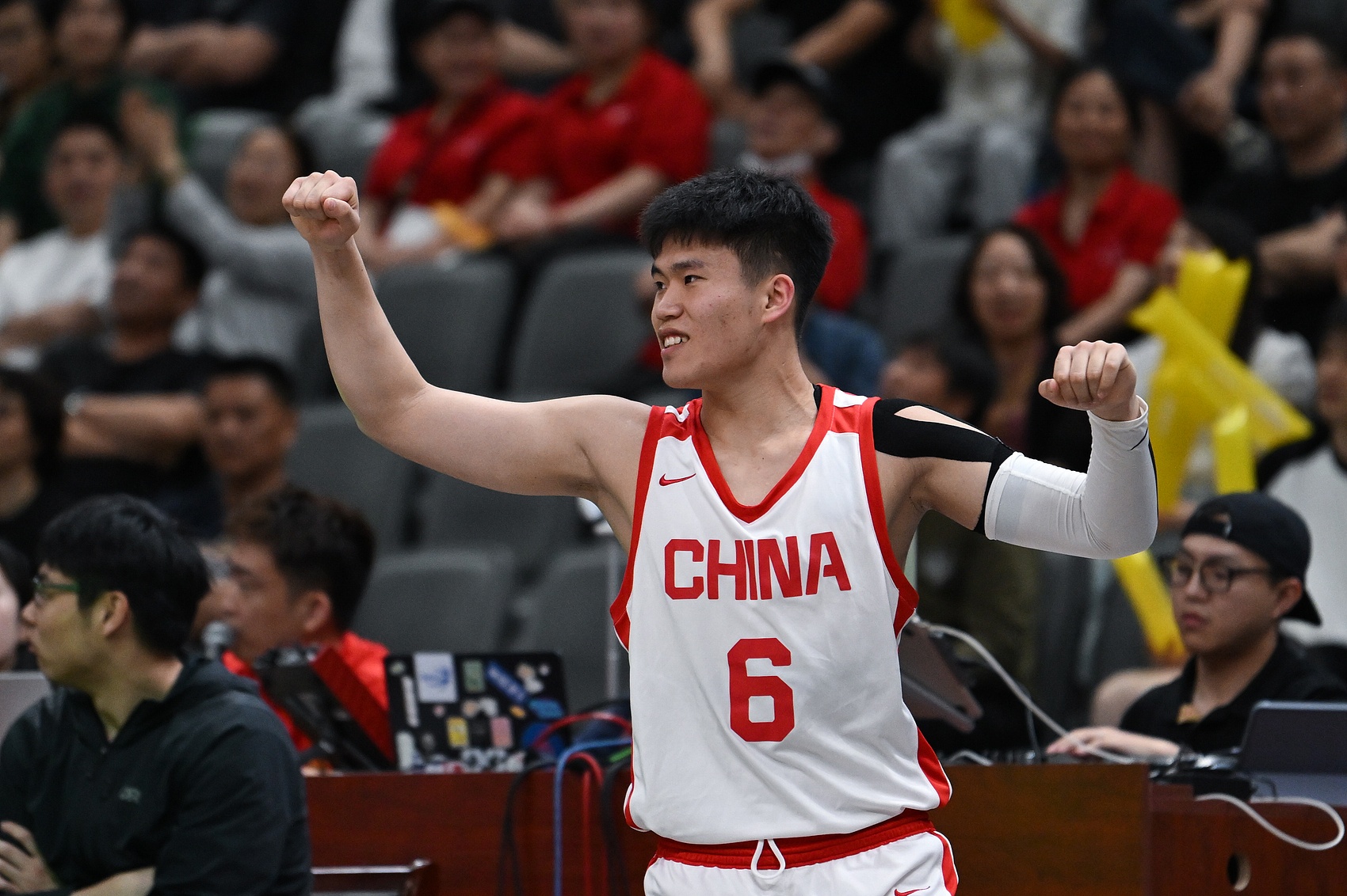 抓紧找回状态！陈昱休3场亚洲杯小组赛7中0 就靠罚球拿到2分